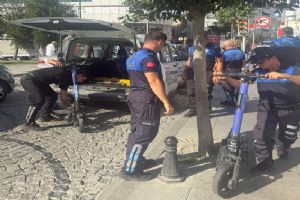 Silivri'de yaya kaldırımlarını işgal eden Scooterlar kaldırıldı