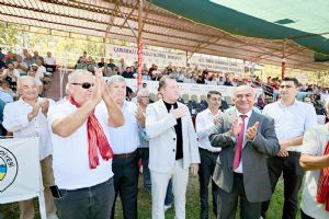 Silivri Belediye Başkanı Balcıoğlu, Çardak Yağlı Güreşlerine katıldı
