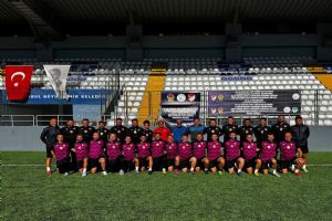 Silivrispor’un Efsane Kaptanı Yunus Yaşar Antrenörlük Belgesini Aldı