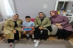 Silivri AK Parti teşkilatından hane ziyaretleri: “Her haneye dokunan hizmet anlayışıyla çalışıyoruz”