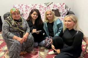 Silivri AK Parti Kadın Kolları saha çalışmalarını sürdürüyor