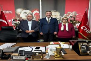 Silivri CHP İlçe Başkanı Doruk Bulut'a ailesinden hayırlı olsun ziyareti