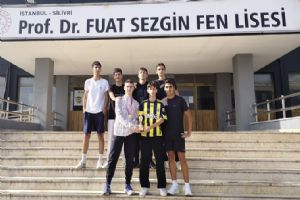 Silivri Prof. Dr. Fuat Sezgin Fen Lisesi’nden Cumhuriyet Koşusunda çifte gurur