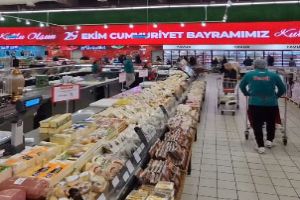 link Silivri'de Anpa Gross’tan Cumhuriyet’e led ekranlı kutlama
