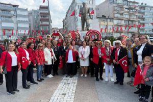 link Silivri CHP Kadın Kolları Başkanı Erdim: Cumhuriyete borcumuz var; biz kadınlar koşmaya devam edeceğiz