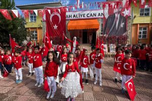 link Silivri Abdullah Aliye Can Anaokulu’nda Cumhuriyet sevinci