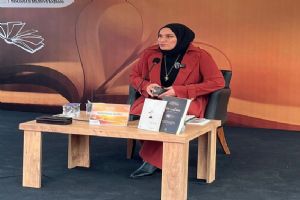 link Eğitmen ve Yazar Nagihan Şanlı, Bursa Osmangazi Kitap Fuarı’nda okurlarıyla buluştu