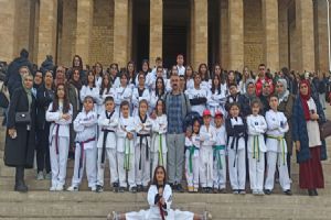 Silivri Taekwondo Ailesi’nden Anıtkabir’e anlamlı ziyaret
