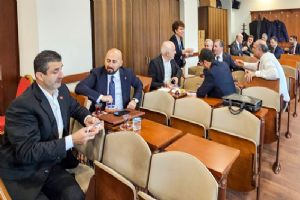 Silivri Belediye Başkanı Bora Balcıoğlu’ndan İBB’de “Silivri Yoğurdu” ikramı