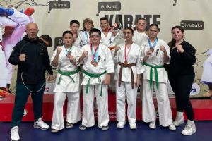 Silivri Karaca Karate Spor Kulübü’nden Elit Yıldızlar Ligi’nde madalya yağmuru