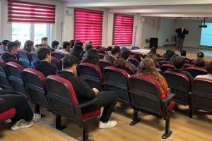 Silivri Anadolu Lisesi’nde YKS İçin Motivasyon ve Stres Yönetimi Eğitimi