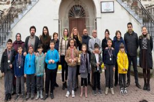 Selimpaşa İlkokulu’nda başarı madalyayla taçlandı