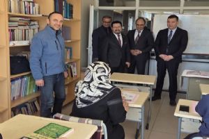 Silivri Kaymakamı Toğan ve Millî Eğitim Müdürü Damat’tan Okuma Yazma Kurslarına ziyaret