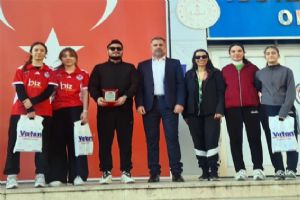 Silivri Abdülezel Paşa Okulu'nda Milli Takım Gururu ödüllendirildi