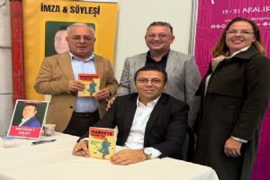 Gazeteci-Yazar Mehmet Mert TÜYAP’ta okurlarıyla buluştu