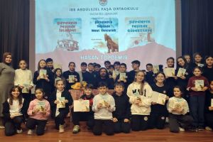 Silivri İBB Abdülezel Paşa Okulu’nda Yazar Buluşması: Şifrelerin Peşinde keyifli söyleşi