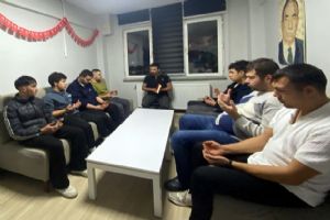 Silivri Ülkü Ocakları’nda şehitler ve geçmişler için dua