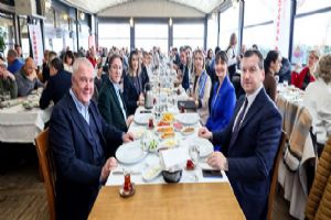 Silivri Belediye Başkanı Balcıoğlu, mali müşavirlerle kahvaltıda buluştu