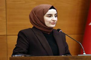 Silivri AK Parti Meclis Üyesi Semanur Erağca: Vatandaşın talebini dile getirmek boynumuzun borcu