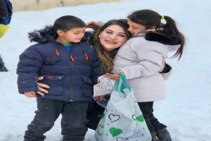 Silivri Cemevinden Van’a İyilik Köprüsü: “Bir mont bir bot” kampanyasıyla öğrencilerin yüzü güldü