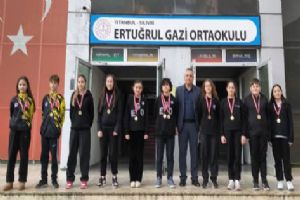 Silivri Ertuğrul Gazi Ortaokulu öğrencilerinden başarı üstüne başarı