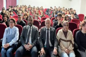 Silivri Hasan Sabriye Gümüş Anadolu Lisesi’nde Özdemir Bayraktar Belgeseli izlendi