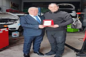 link Silivri'de örnek esnaflara Teşekkür Plaketi