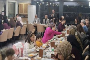 Silivri Milli Eğitim Müdürü İbrahim Damat, Ertuğrul Gazi Ortaokulu’nun iftar programına katıldı