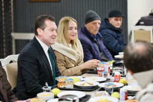 Silivri Belediye Başkanı Balcıoğlu Kent Lokantası’nda vatandaşlarla iftar yaptı