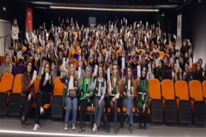 Silivri Odak Koleji’nde Yeşilay’dan bağımlılıkla mücadele semineri