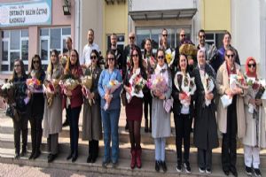 Silivri'de şiddetin karanlığına sevgi siperi: Ortaköy Sezin Öztaş İlkokulu’ndan 'Vefa' örneği!