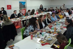 Silivri Mektebim Koleji’nden Ramazan’a yakışan birlik ve dayanışma sofrası