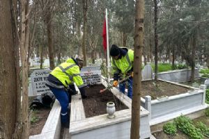 Silivri’de Şehit Kabirlerinde 18 Mart öncesi temizlik