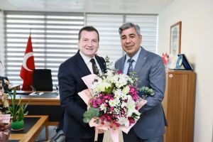 Silivri Belediye Başkanı Balcıoğlu sağlık çalışanlarının Tıp Bayramı’nı kutladı