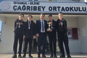 Silivri Çağrıbey Ortaokulu Satrançta İlçe İkincisi oldu