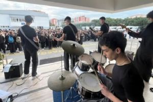 Silivri Hasan Sabriye Gümüş Anadolu Lisesi'nde Sınav Haftası öncesi Motivasyon Konseri