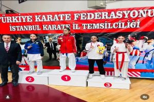 Selimpaşa Ahmet Ziylan Ortaokulu Öğrencilerinden Karate Şampiyonası’nda çifte başarı