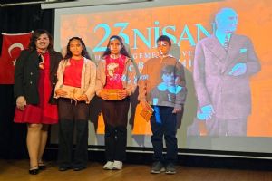 Selimpaşa Ahmet Ziylan Ortaokulu’nda 23 Nisan coşkusu