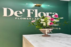 DE’FLORA KAPILARINI AÇTI: Çiçeğin en zarif hali Silivri’de