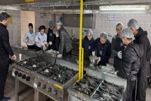 Silivri Ertuğrul Gazi Ortaokulu öğrencilerinden mesleki eğitime yakından bakış