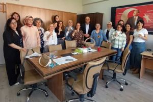 Silivri Halk Eğitimi Merkezi’nde Anneler Günü kutlaması