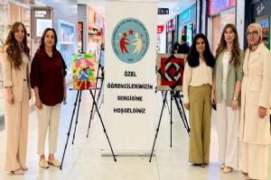 Silivri Kadın Girişimciler Derneği Başkanı Öznur Kırkıcı’dan “Özel Fırçalar” Sergisine destek