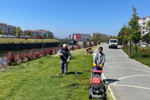 Silivri’de park ve yeşil alanlar yaza hazırlanıyor