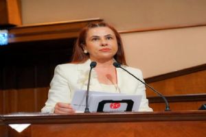 “Siz bu çürük binalarda 50 yıl daha oturun mu diyorsunuz?”