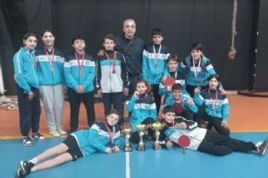 Silivri Ertuğrul Gazi Ortaokulu Masa Tenisinden derecelerle döndü