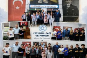 Silivri Ertuğrul Gazi Ortaokulu'nda başarılar ödüllendirildi