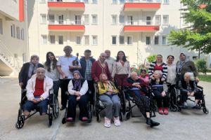 Silivri Kültür Edebiyat Sanat Topluluğu’ndan anlamlı bayram ziyareti