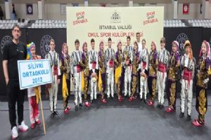 Silivri Ortaokulu Halk Oyunlarında İstanbul Şampiyonu oldu