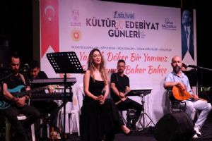 Silivri Kültür Ve Edebiyat Günleri’nde şiir ve türkülerle dolu ilk gece