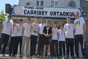 link Silivri Çağrıbey Ortaokulu öğrencileri, potanın şampiyonları olarak döndü